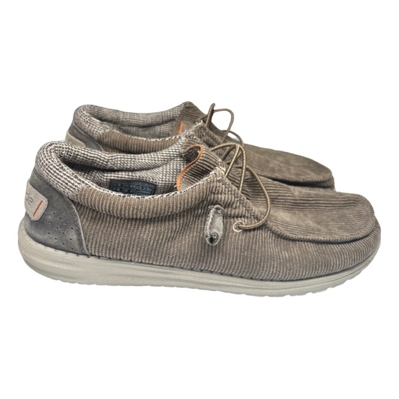 Hey Dude Wally corduroy brown 9 slip on casual neutral mens fall travel loafers - Picture 3 of 7